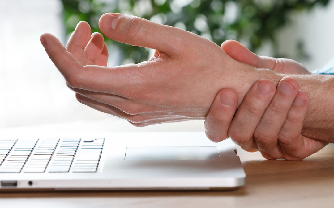 Tips For Carpal Tunnel Pain Relief Without Surgery - Insight Chicago